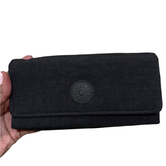 Kipling Classic Black Wallet - Picture 1 of 5